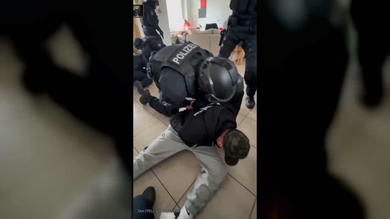 Der Moment Der Festnahme 06 Social Voll